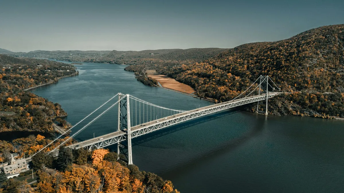 The Hudson River flowing through New York